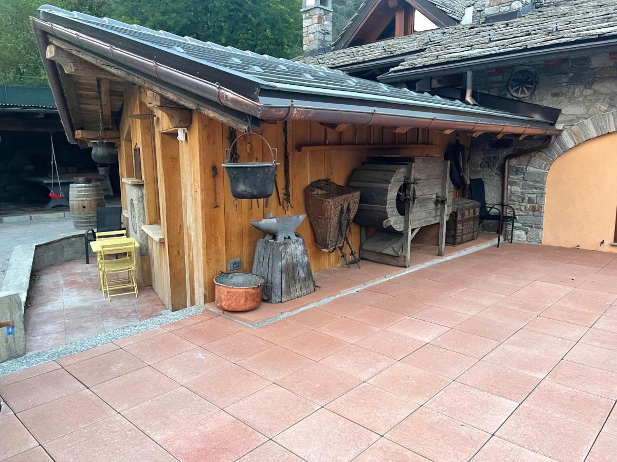 Profumo Di Legno Lejlighed Aosta Eksteriør billede